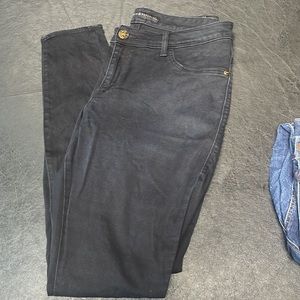 Rock and Republic Black Skinny Jeans